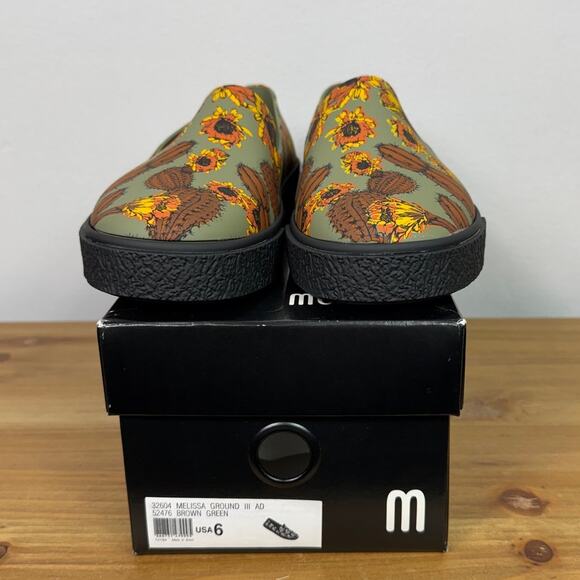 New Melissa Ground III AD Slip-On Sneaker in Brown/Green PVC Women's Size 6 - Picture 10 of 10